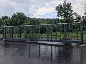 commercial gates 13